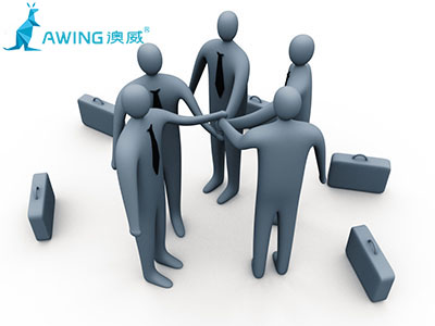 鋁合金門窗廠家用團結之心來改善行業(yè)變化